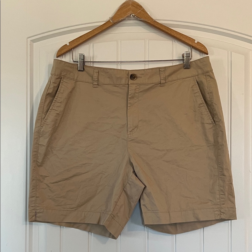 Old Navy Khaki Shorts Size 14